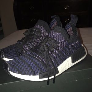 NMD_R1 STLT